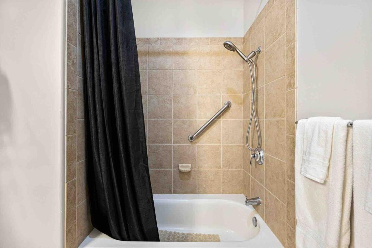 La Quinta Gem 1 Bedroom Pool Hot Tub Sleeps 4 Kültér fotó